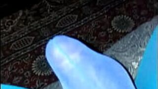 Синие колготки - порно видео