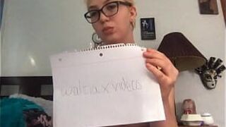 Шведская девушка с - порно видео