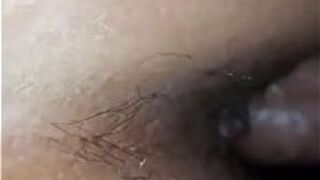 Моя волосатая горячая соседка попросила меня заняться с ней сексом - порно видео