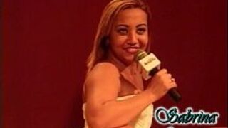 Сабрина Феррари в бразильском телеканале для взрослых с фанатом - порно видео
