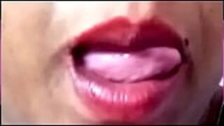 Тамил Глима тетушка, тамильская тетушка с молочником - порно видео