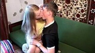 Питер и его длинный член Юлия Блонди - порно видео