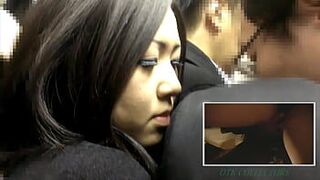 После рассказа настоящий гопер в японском поезде - порно видео