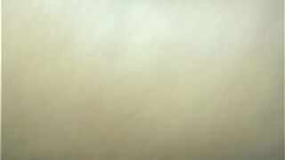 Она стала мокрой мокрой - порно видео